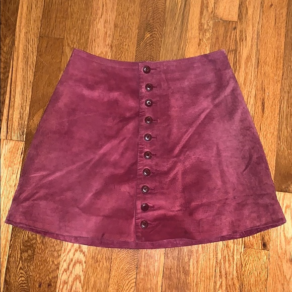 Dresses & Skirts - Vintage pink/red leather skirt w/ buttons (medium)